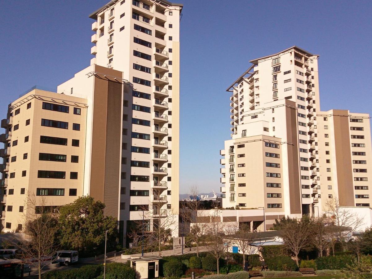 Kings Wharf Quay29 - Large Studio Apartment With 3 Pools - Gym - Rock Views - Holiday And Short Let Apartments In Gibraltar Exterior foto